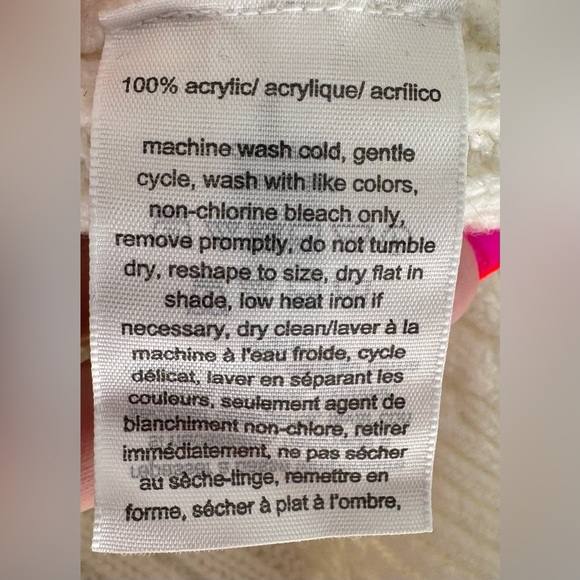 Tommy Hilfiger Women's Oversized White Cable Knit Sweater - Picture 11 of 12